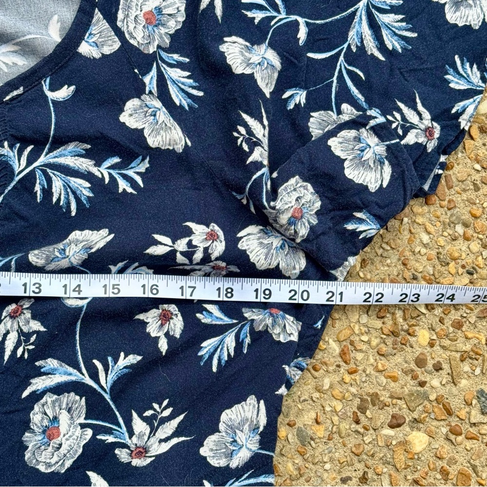 Torrid Challis Women’s Navy Floral Jumpsuit Pockets Size 2 2X - Picture 4 of 9